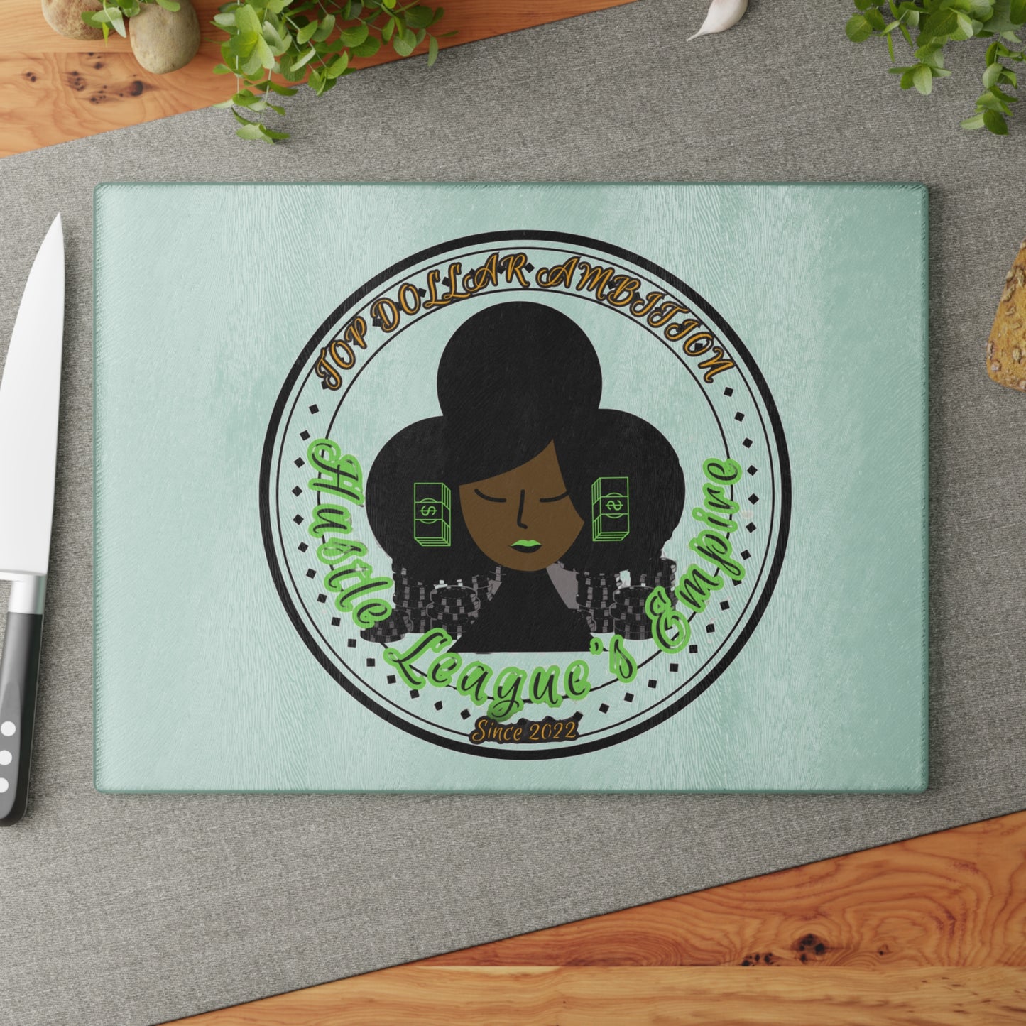 HLE Chic Glass Cutting Board - Unique Kitchen Decor for Food Lovers