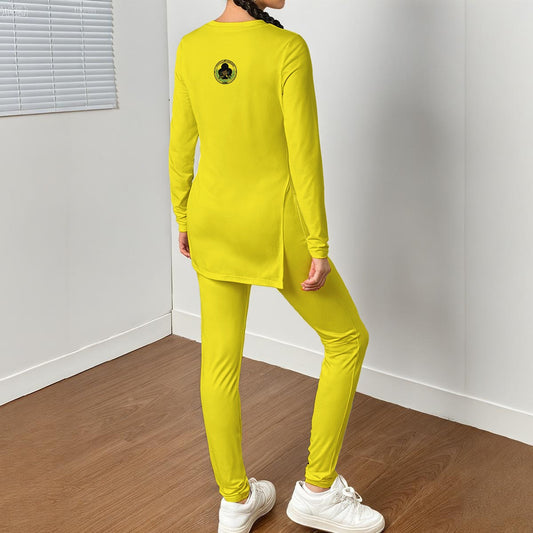 Conjunto de camiseta con abertura lateral para mujer