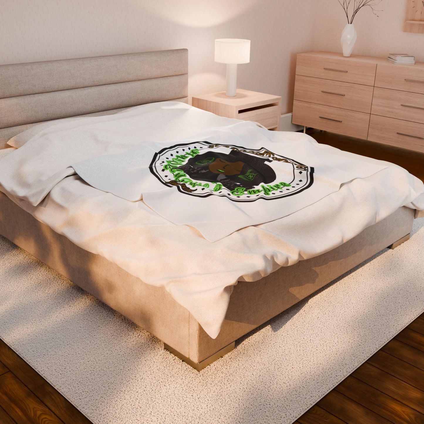 Cozy Velveteen Plush Blanket with Artistic Design - Perfect for Home Decor and Gifts